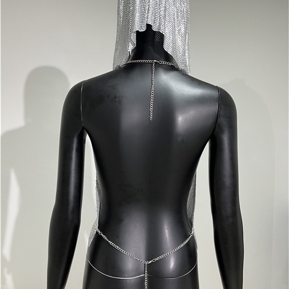 Metal crystal chained top with scraf - Picture 7 of 9